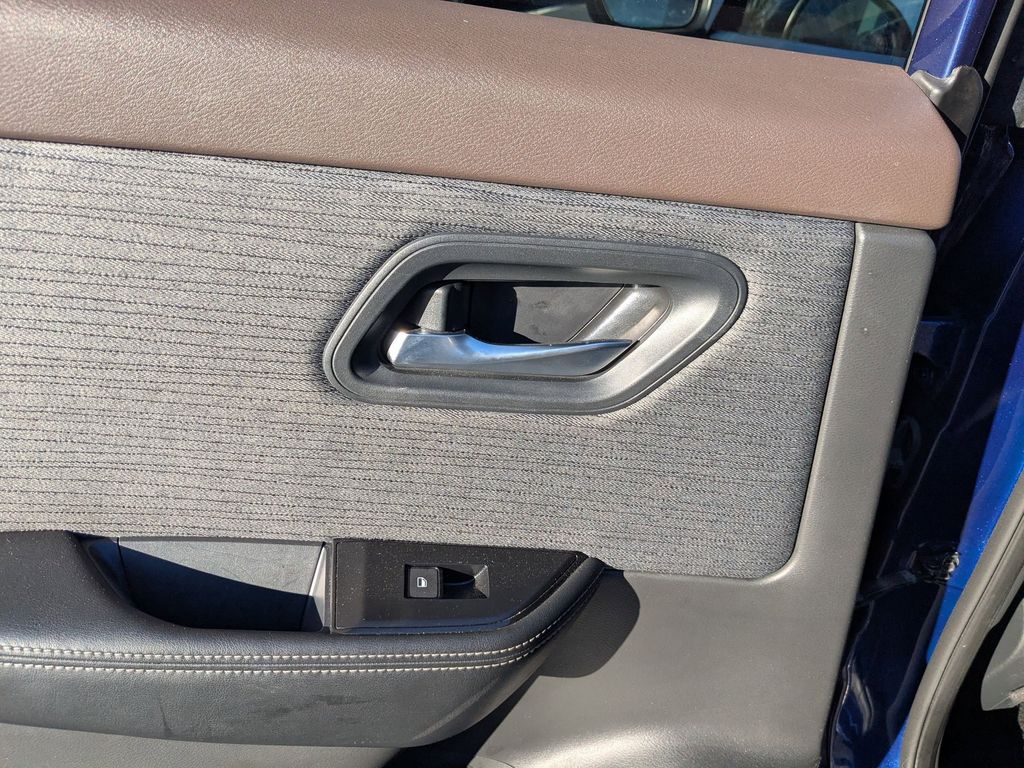 Thumbnail: 2023 Nissan Rogue - 27