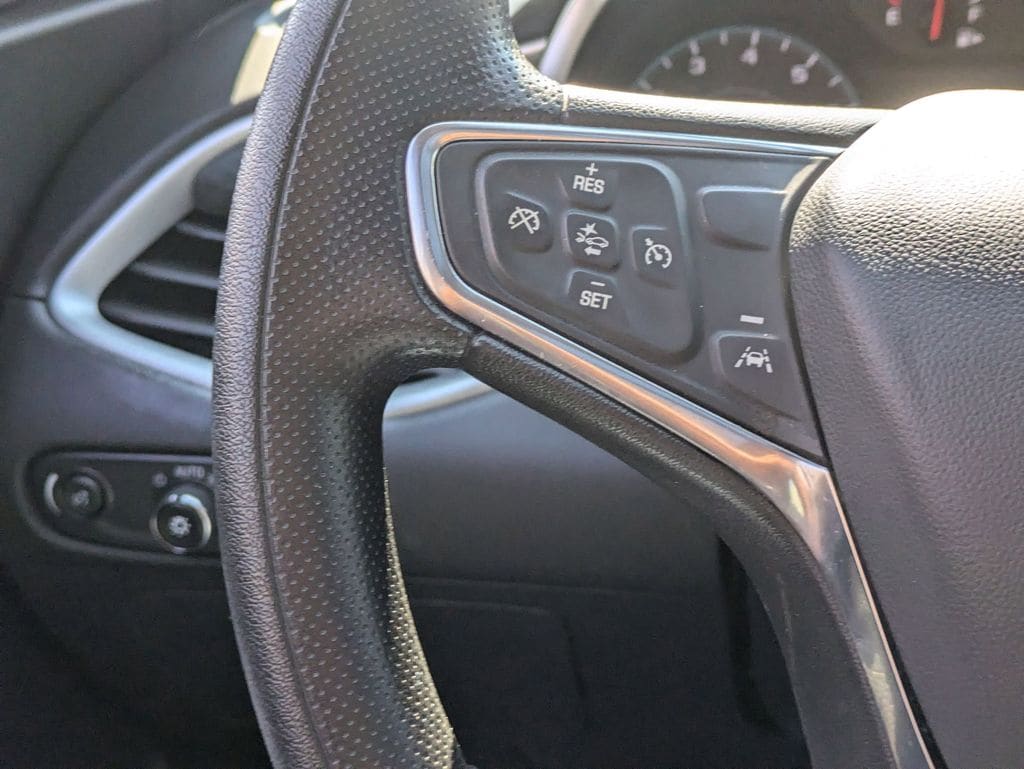 Thumbnail: 2024 Chevrolet Malibu - 17