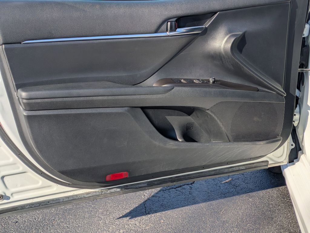 Thumbnail: 2024 Toyota Camry - 10