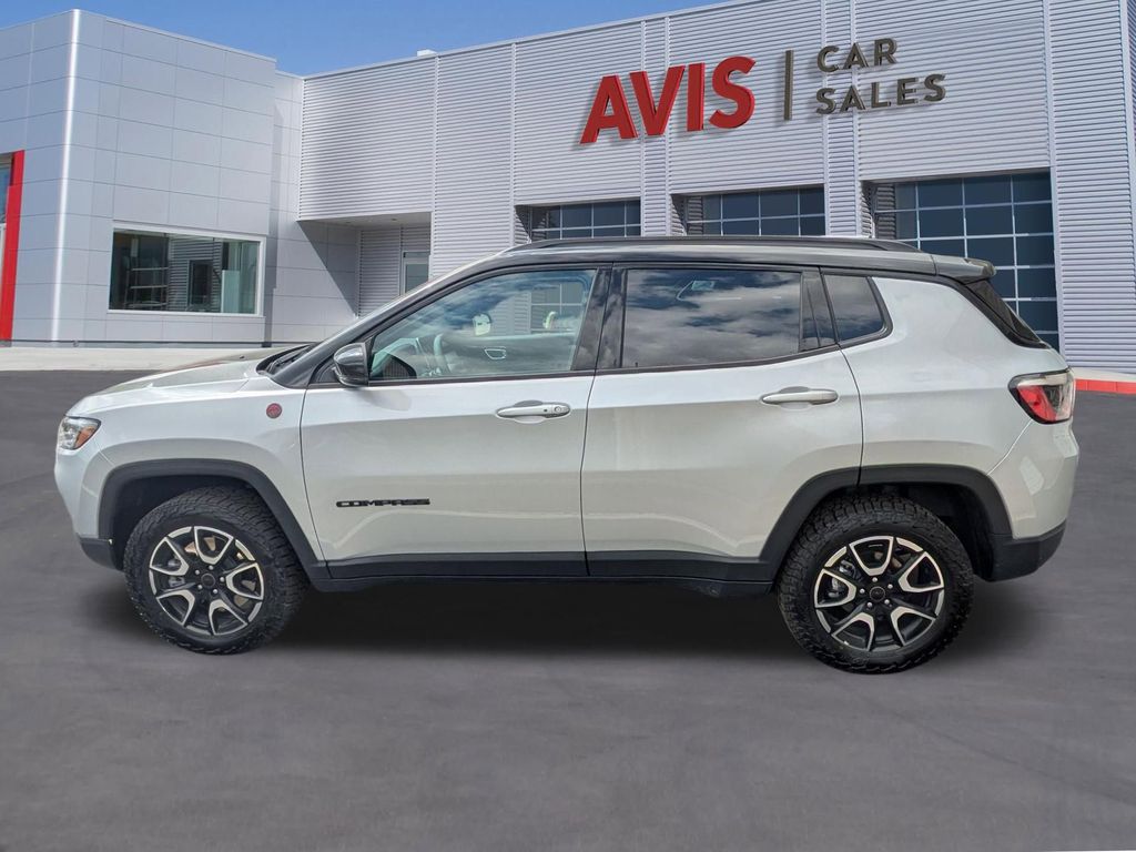 Thumbnail: 2025 Jeep Compass - 10