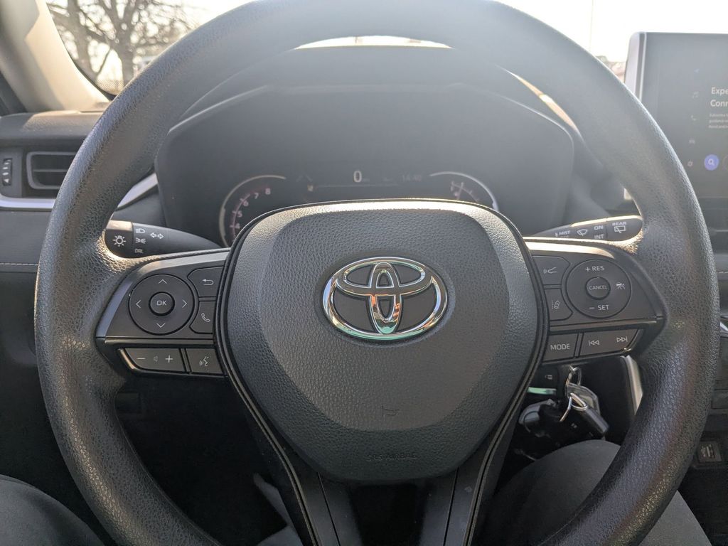 Thumbnail: 2024 Toyota RAV4 - 14