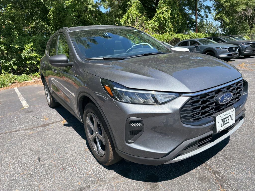 Thumbnail: 2025 Ford Escape - 5