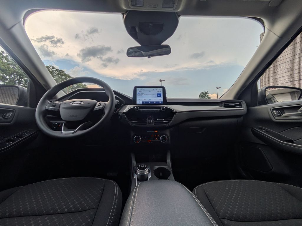 Thumbnail: 2025 Ford Escape - 25