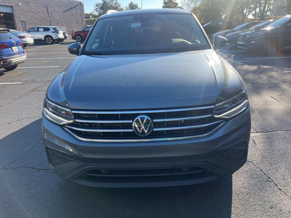 Thumbnail: 2024 Volkswagen Tiguan - 2