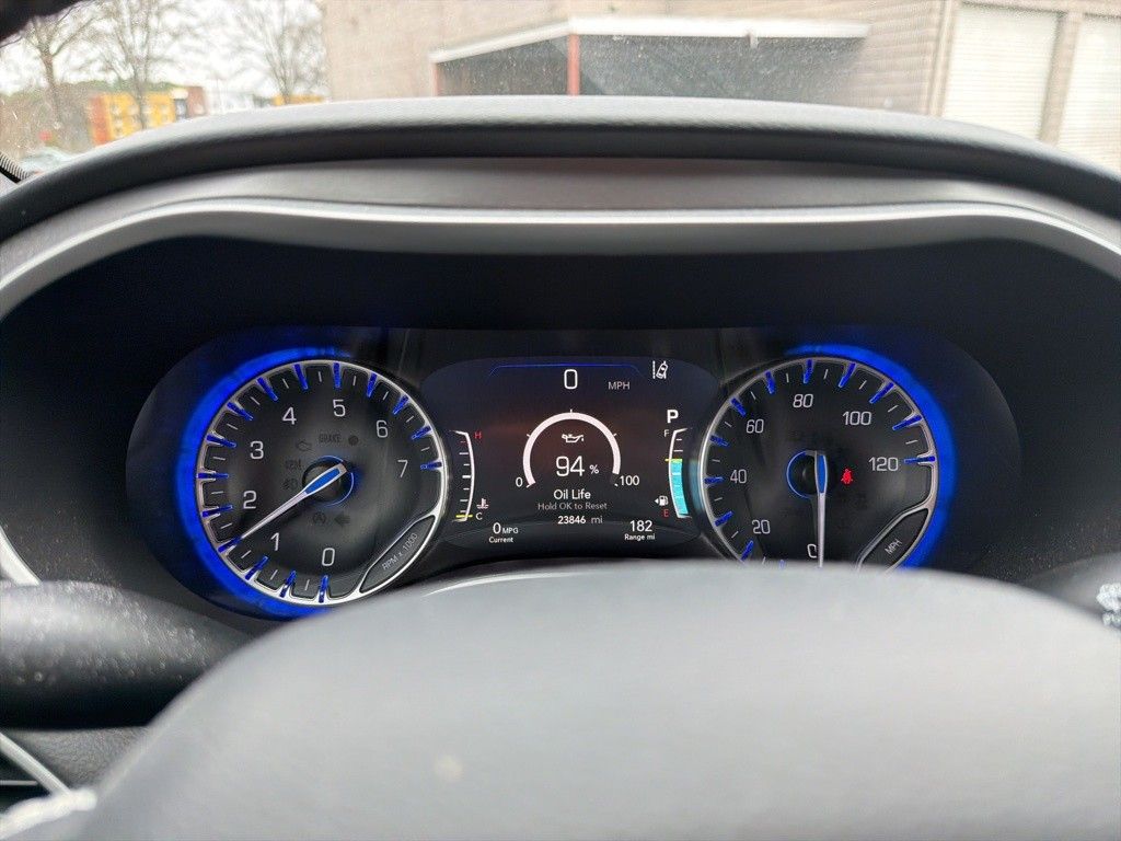 Thumbnail: 2025 Chrysler Pacifica - 2