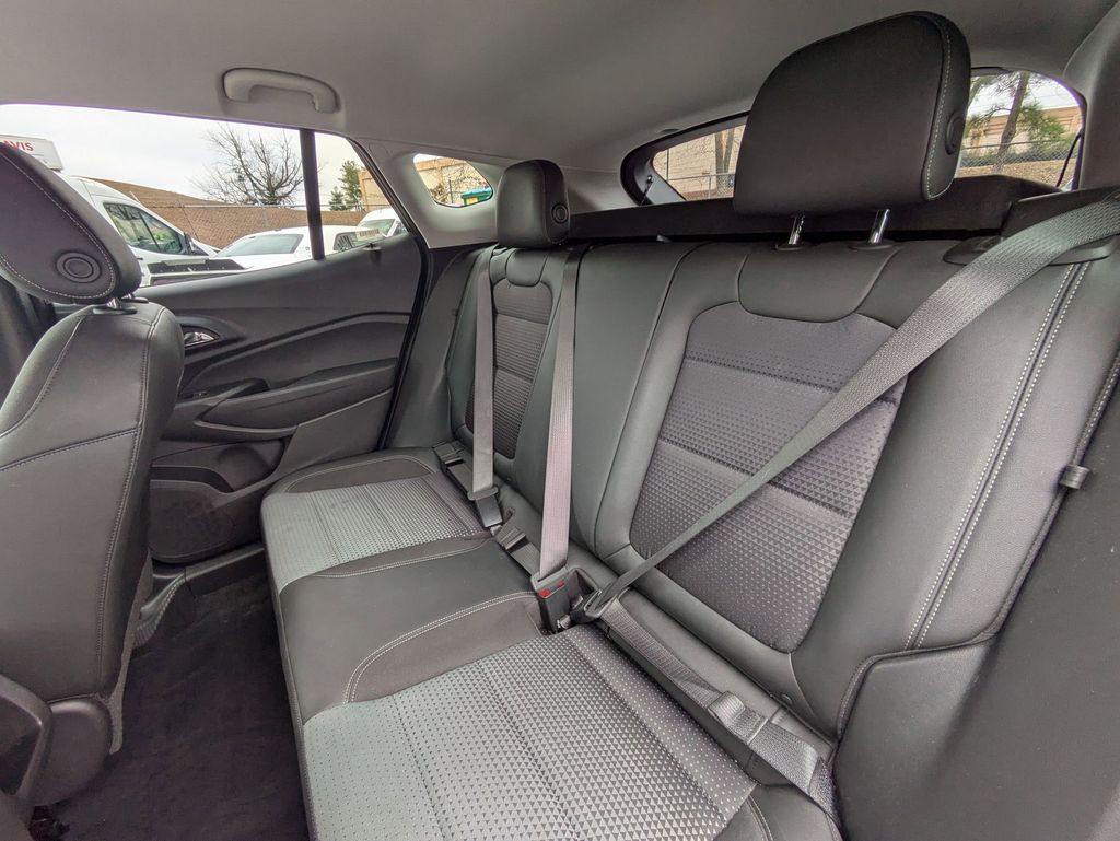 Thumbnail: 2025 Chevrolet Trax - 24