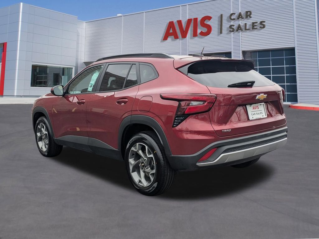 Thumbnail: 2025 Chevrolet Trax - 9