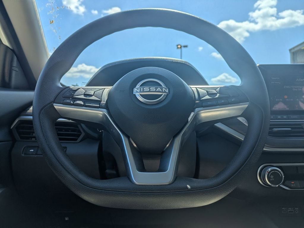 Thumbnail: 2025 Nissan Altima - 21