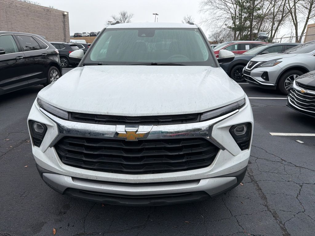 Thumbnail: 2025 Chevrolet TrailBlazer - 2