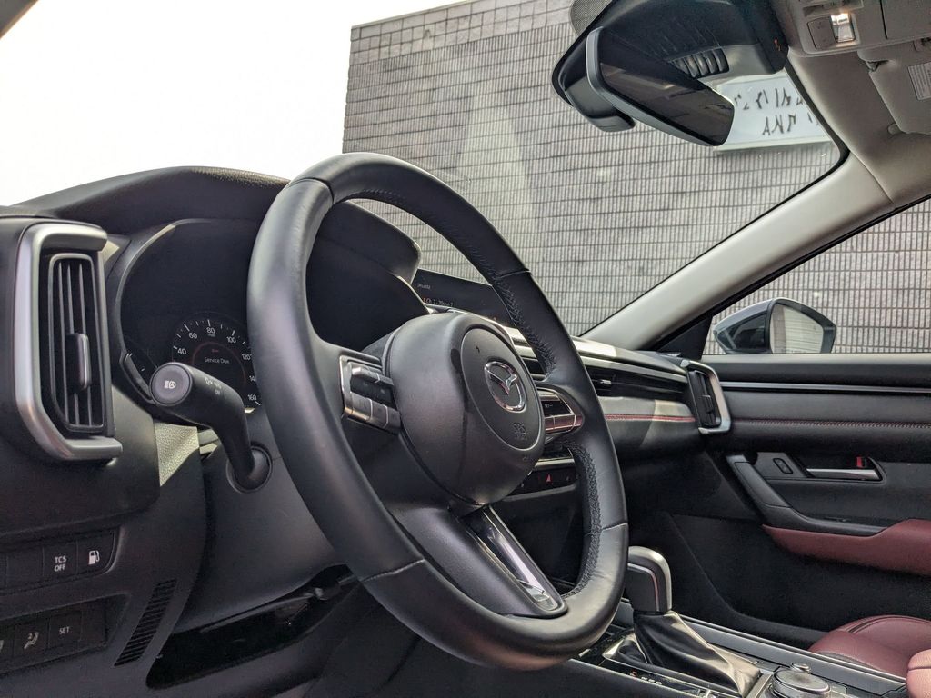 Thumbnail: 2025 Mazda CX-50 - 11