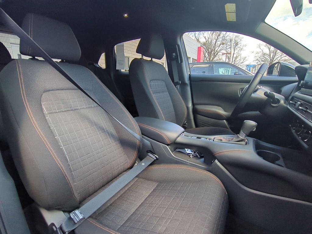 Thumbnail: 2025 Honda HR-V - 30