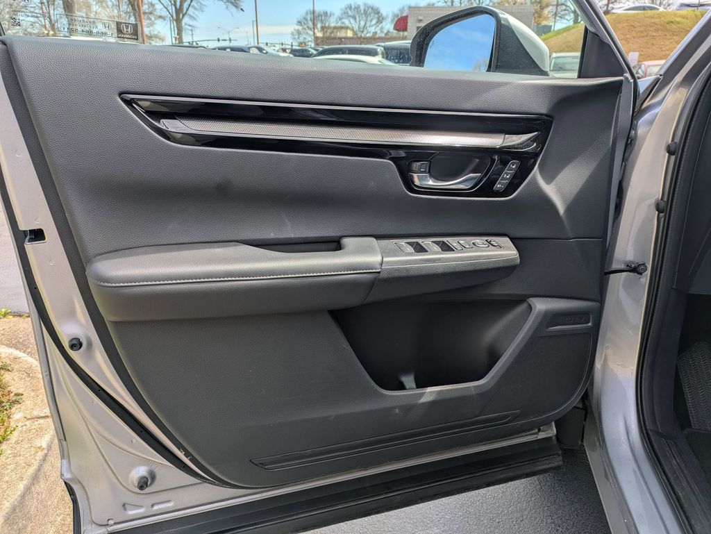 Thumbnail: 2025 Honda CR-V - 11