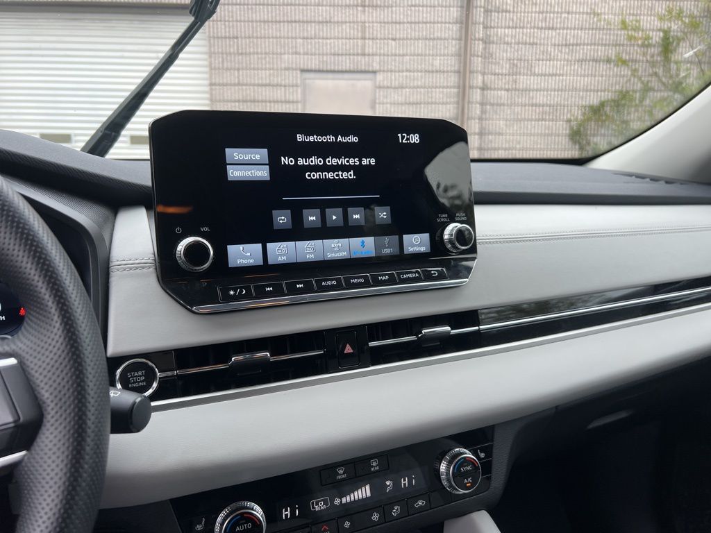 Thumbnail: 2024 Mitsubishi Outlander - 6