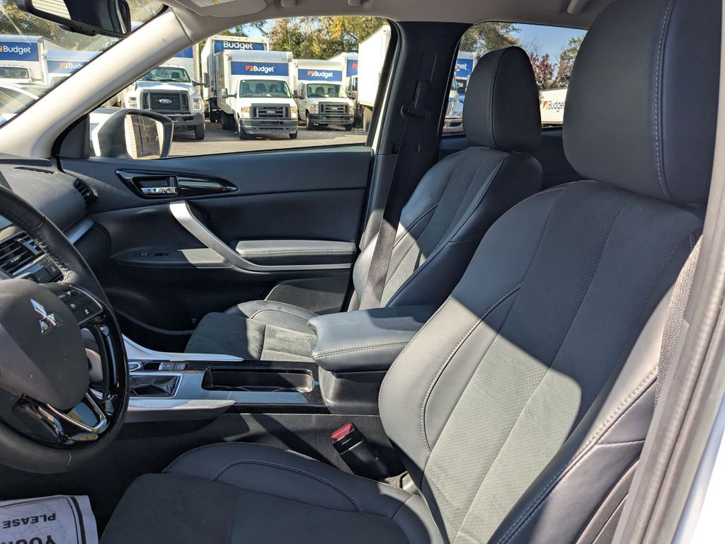 Thumbnail: 2025 Mitsubishi Eclipse Cross - 26