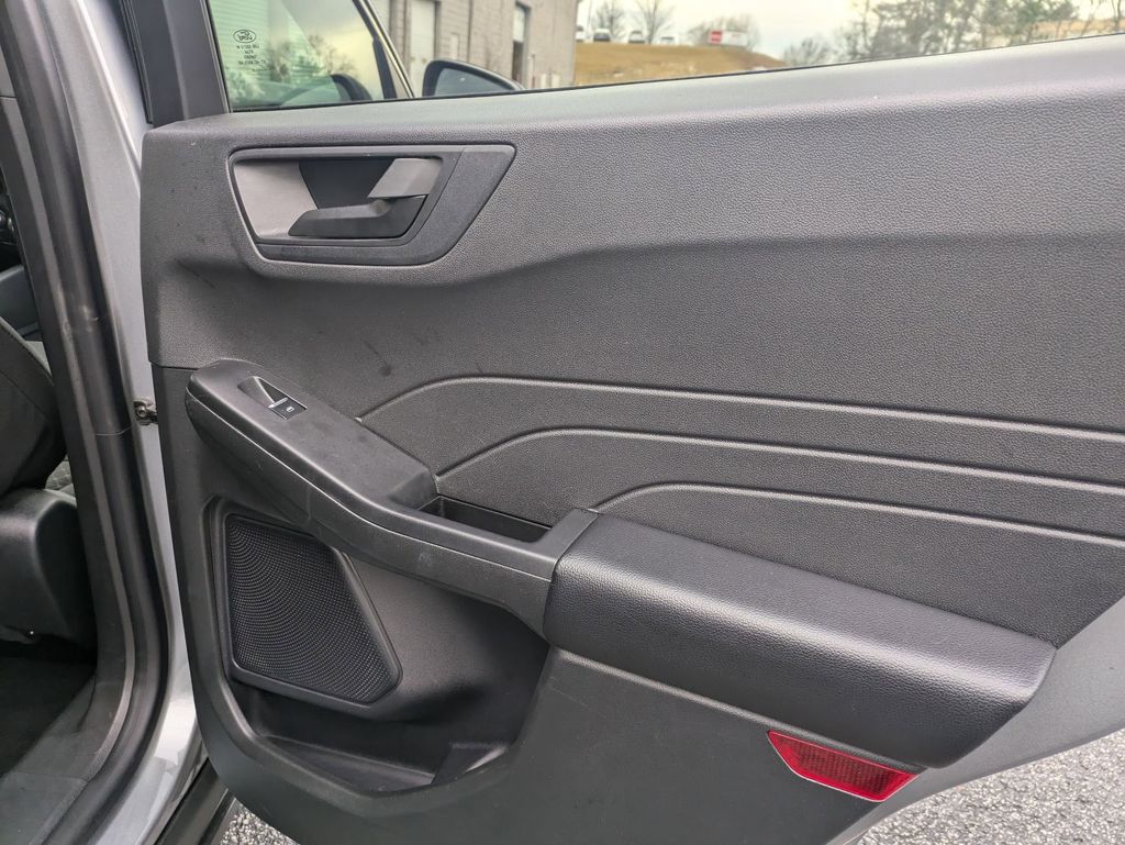 2024 Ford Escape Active 27