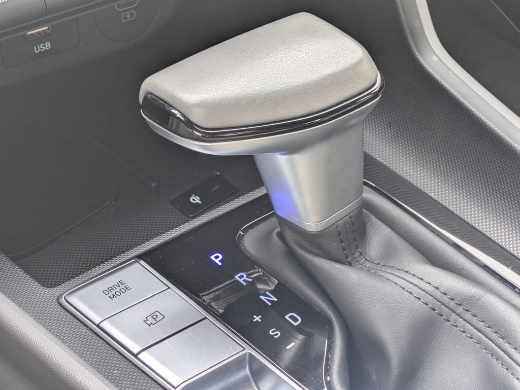 Thumbnail: 2025 Hyundai Elantra - 17