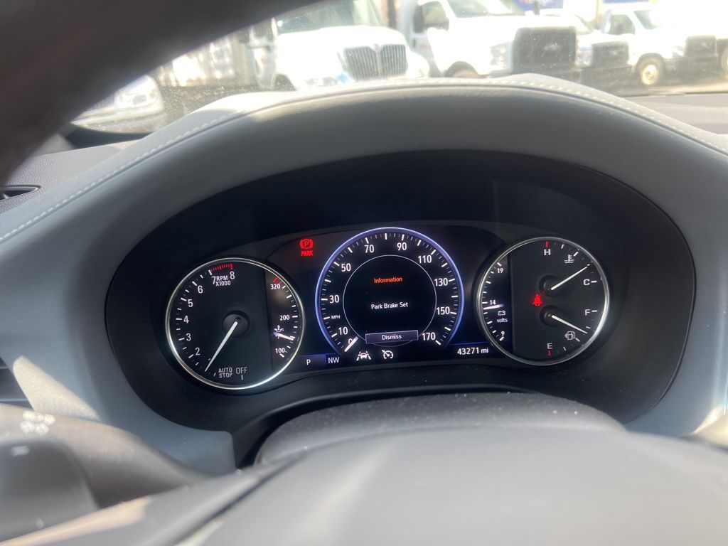 2024 Buick Enclave Premium photo 2