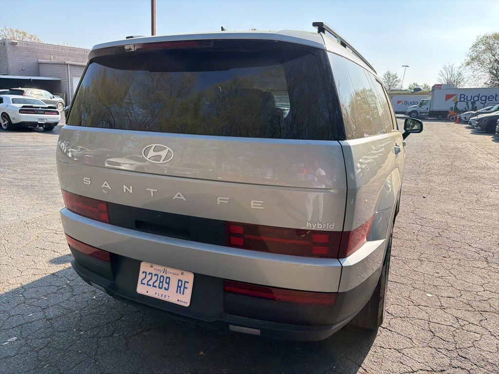 Thumbnail: 2025 Hyundai Santa Fe - 5