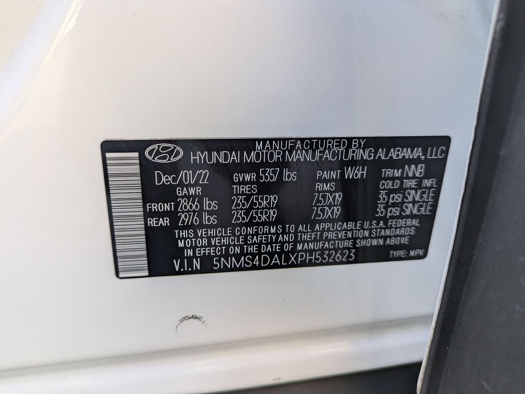 2023 Hyundai Santa Fe Limited 35