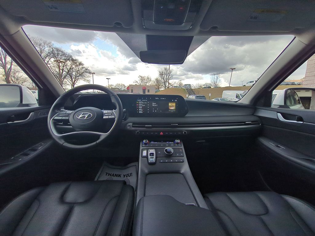 Thumbnail: 2025 Hyundai Palisade - 25