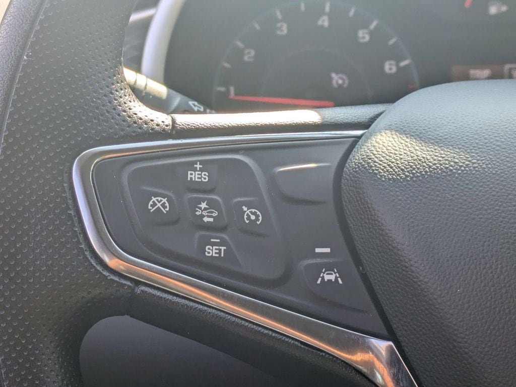 Thumbnail: 2024 Chevrolet Malibu - 17