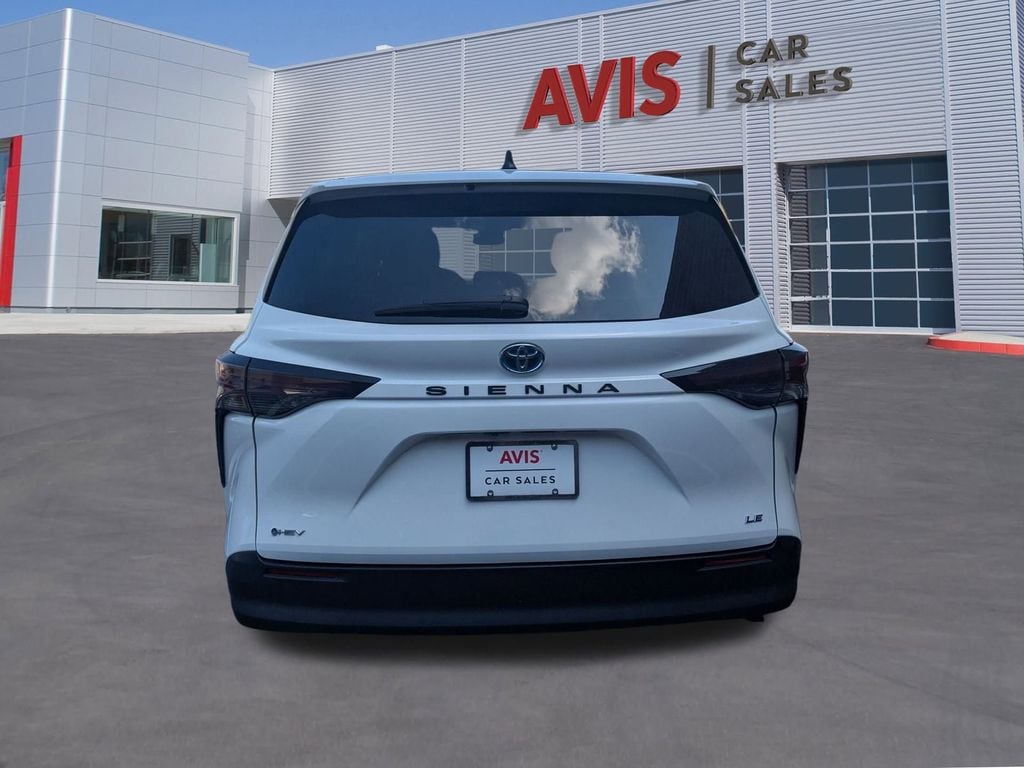 Thumbnail: 2025 Toyota Sienna - 7