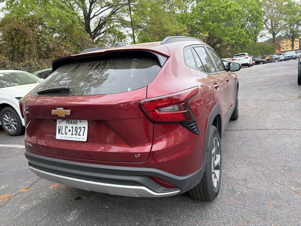 Thumbnail: 2025 Chevrolet Trax - 5