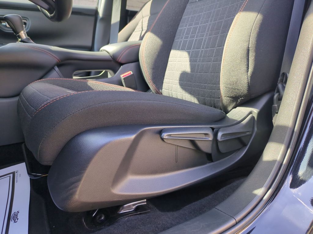 Thumbnail: 2025 Honda HR-V - 14