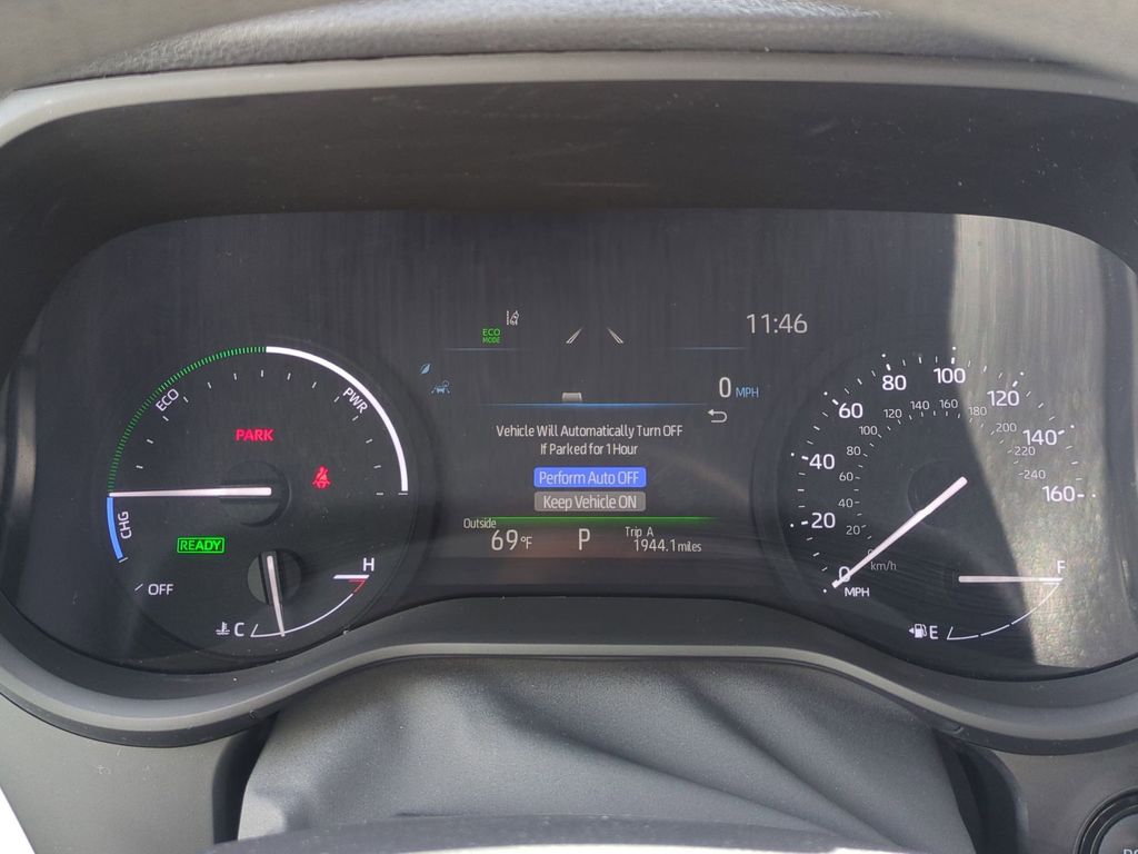 Thumbnail: 2025 Toyota Sienna - 16