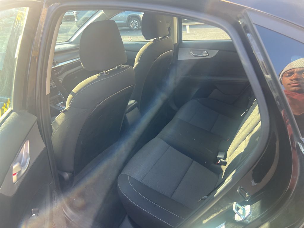 Thumbnail: 2023 Kia Forte - 7