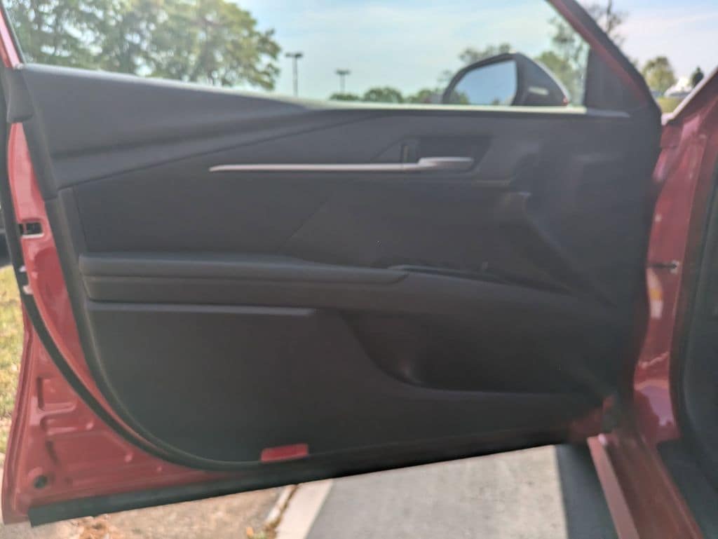 Thumbnail: 2025 Toyota Camry - 11