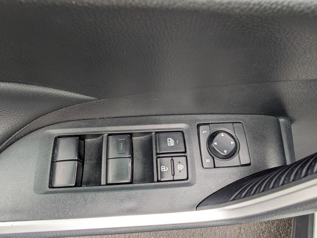 Thumbnail: 2024 Toyota RAV4 - 13