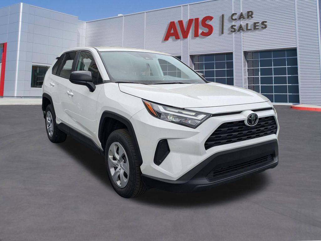 Thumbnail: 2025 Toyota RAV4 - 3