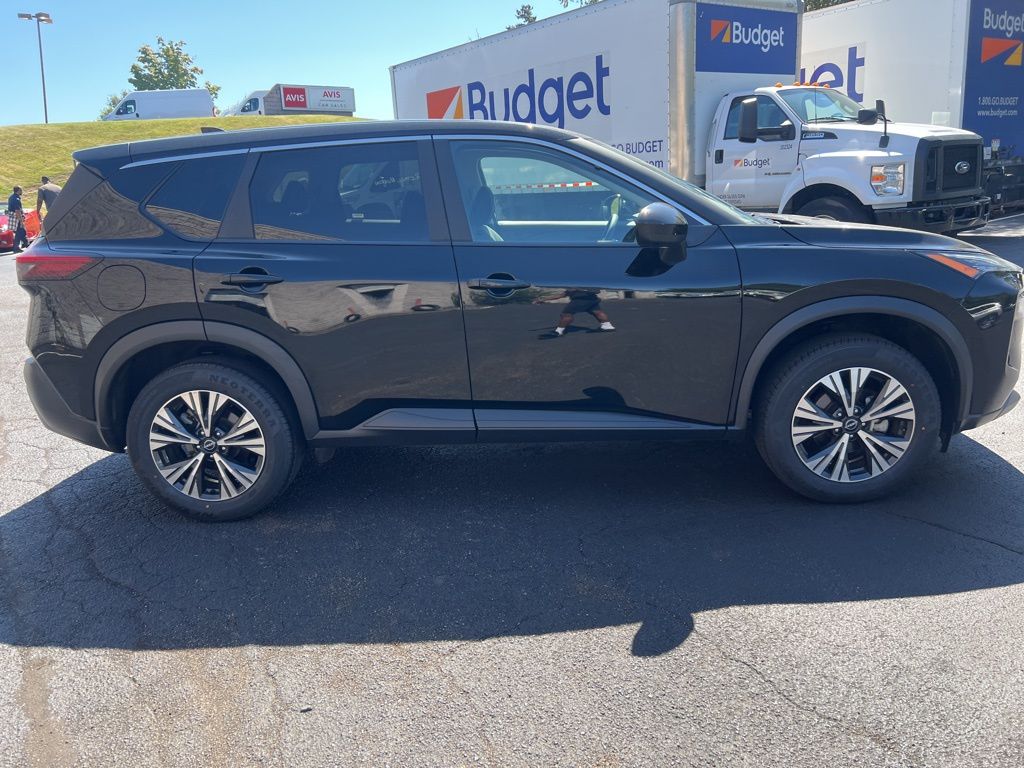Thumbnail: 2023 Nissan Rogue - 8