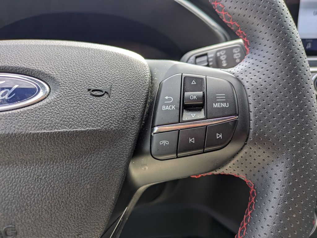 Thumbnail: 2025 Ford Escape - 23