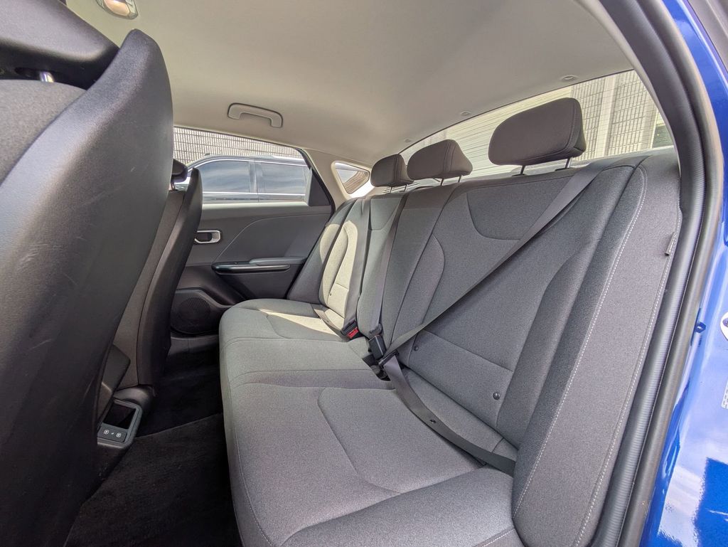 Thumbnail: 2025 Kia K4 - 26