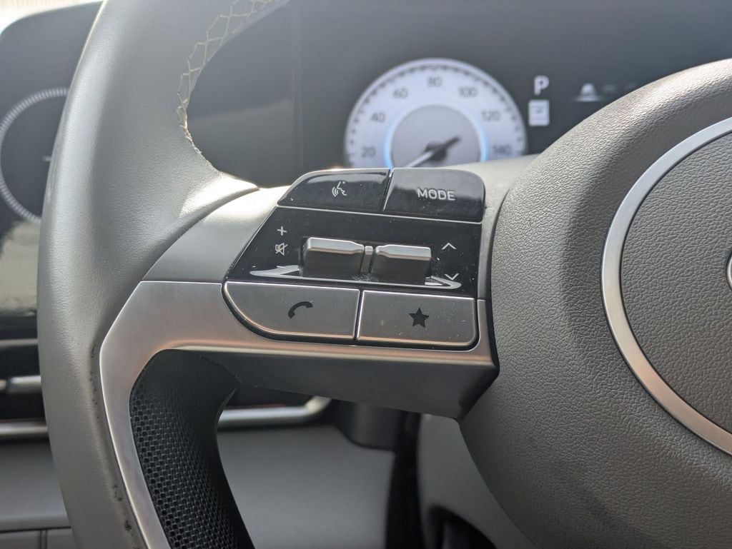 Thumbnail: 2025 Hyundai Elantra - 23