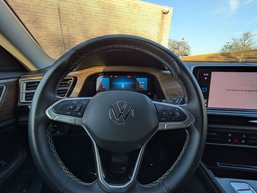 Thumbnail: 2025 Volkswagen Atlas - 16