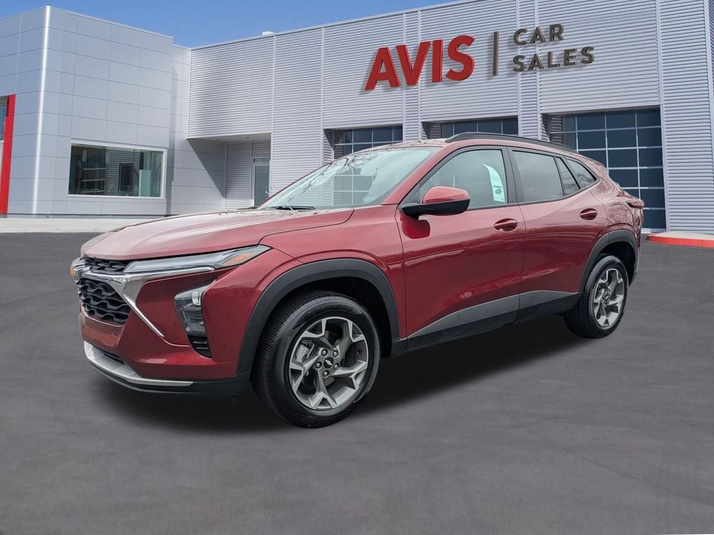 Thumbnail: 2025 Chevrolet Trax - 1