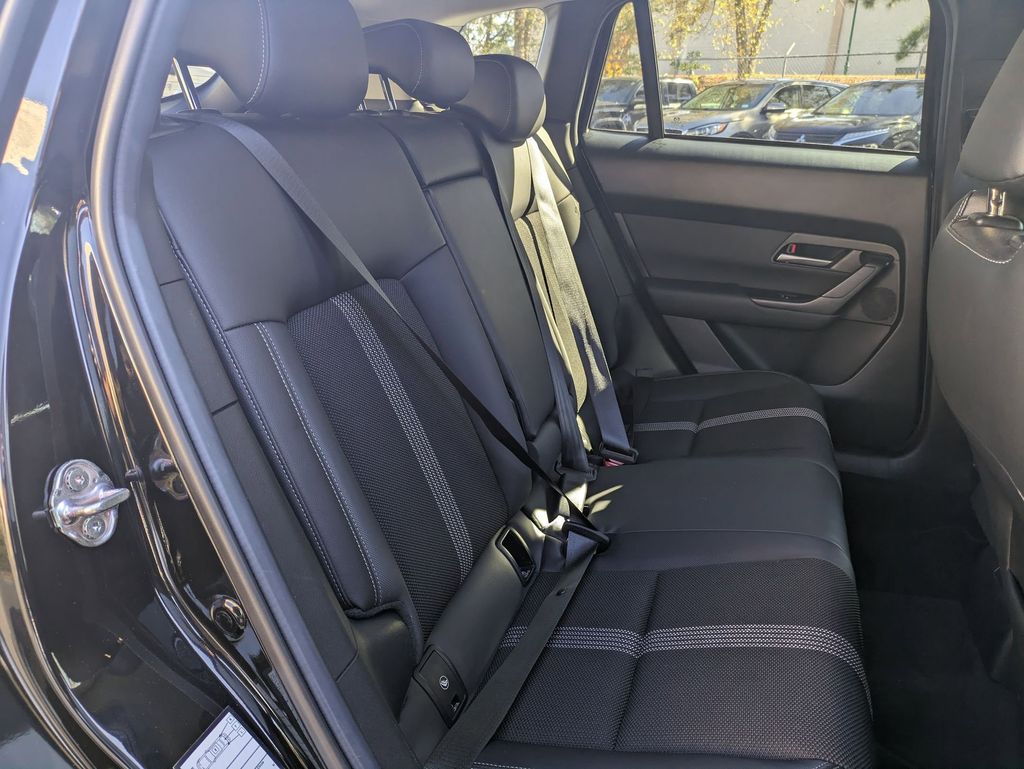 Thumbnail: 2025 Mazda CX-50 - 27