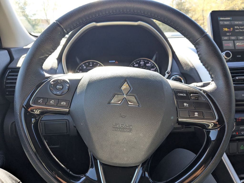 Thumbnail: 2025 Mitsubishi Eclipse Cross - 16