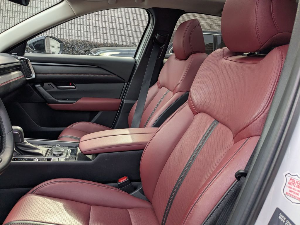 Thumbnail: 2025 Mazda CX-50 - 24