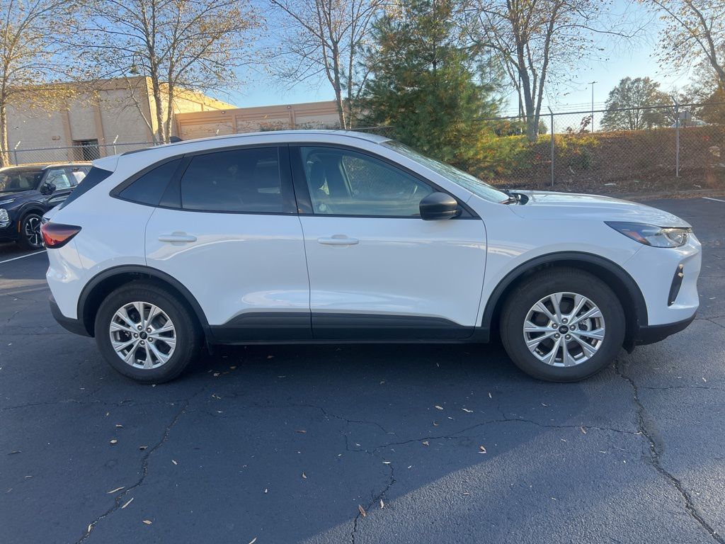 Thumbnail: 2025 Ford Escape - 8