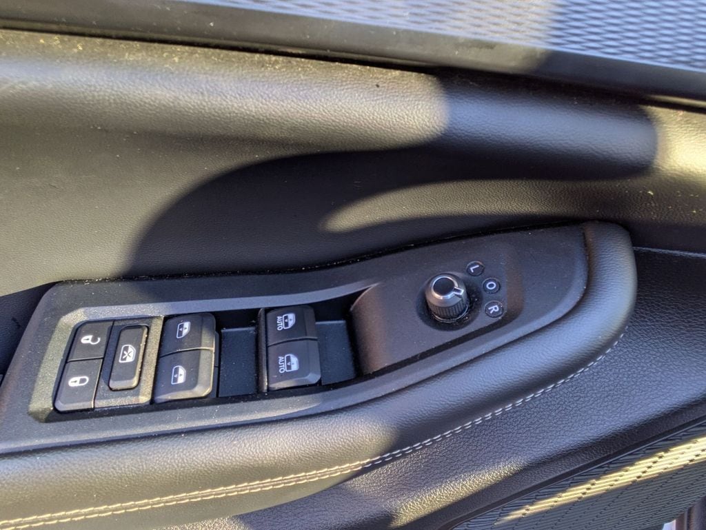 Thumbnail: 2024 Jeep Grand Cherokee L - 13