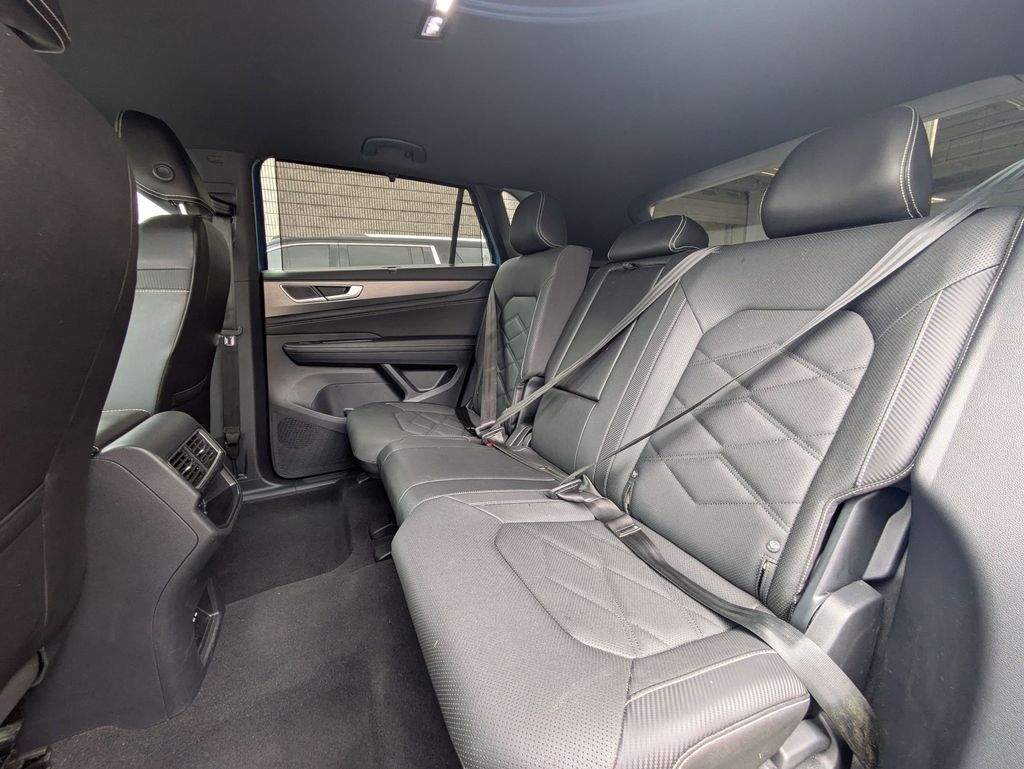 Thumbnail: 2025 Volkswagen Atlas - 26