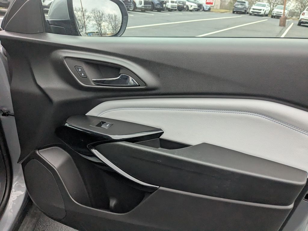 Thumbnail: 2025 Chevrolet Trax - 30