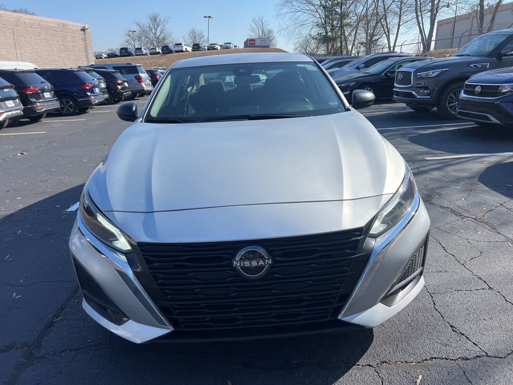 Thumbnail: 2024 Nissan Altima - 2