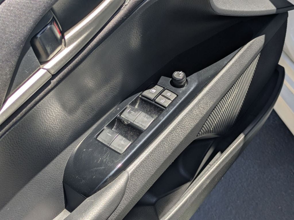 Thumbnail: 2025 Toyota Camry - 13