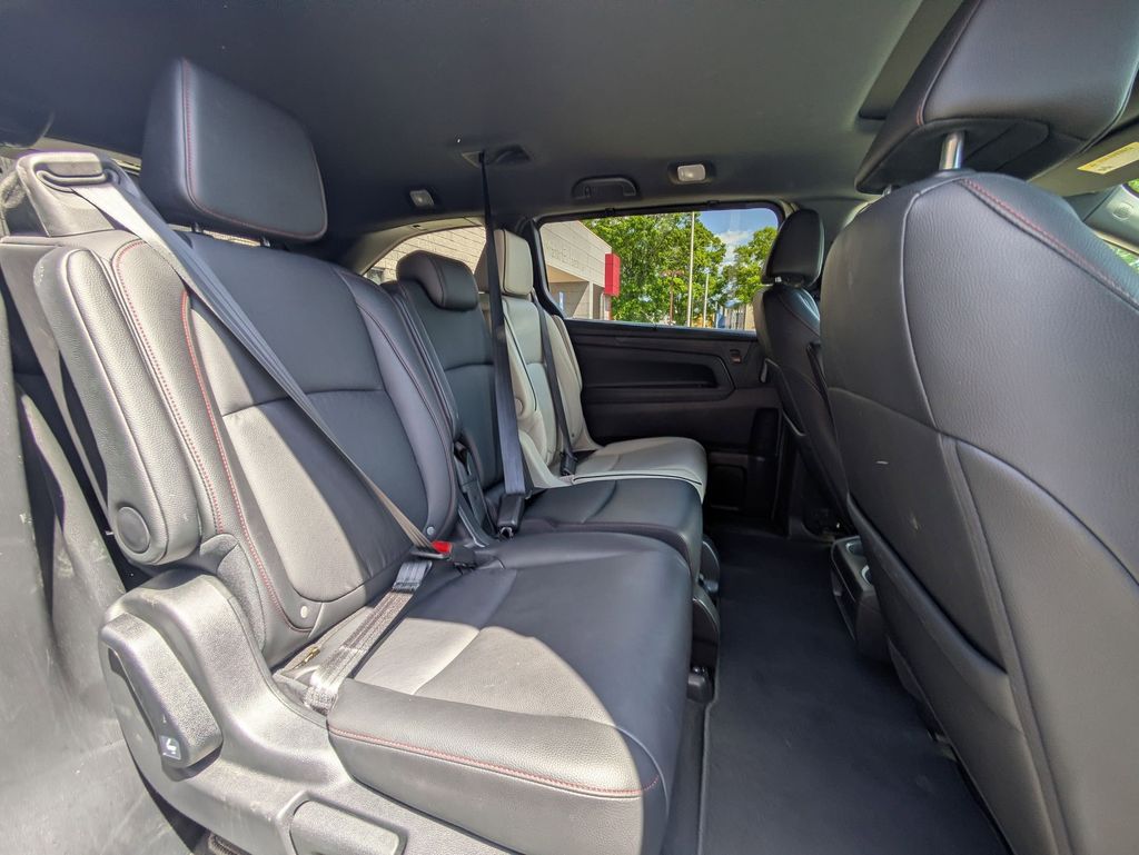 Thumbnail: 2025 Honda Odyssey - 29