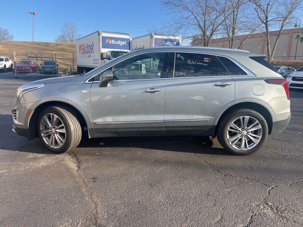 Thumbnail: 2024 Cadillac XT5 - 9